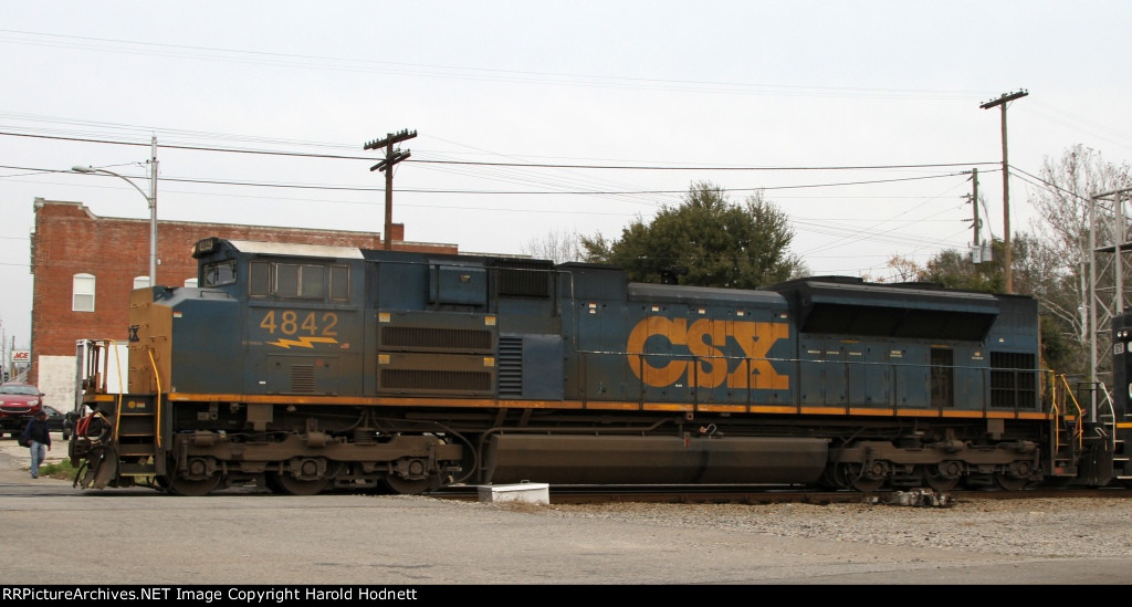CSX 4842